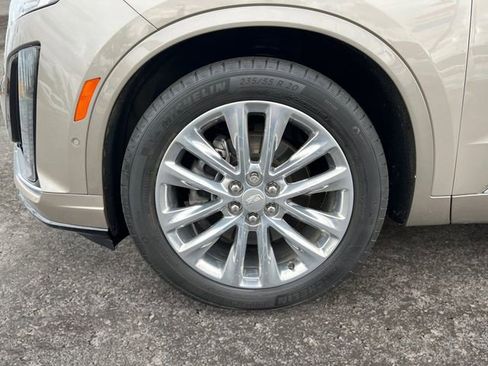 Certified 2023 Cadillac XT6 Premium Luxury w/ Technology Package AWD/4WD image 14