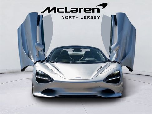 New 2025 McLaren 750S Spider image 6
