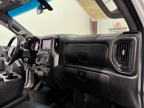 Used 2021 Chevrolet Silverado 2500 W/T w/ WT Convenience Package image 11