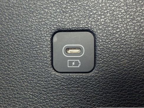 Used 2023 Kia Telluride S FWD image 17