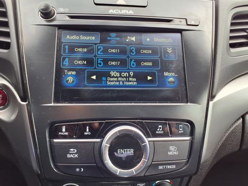 Used 2016 Acura ILX FWD image 7