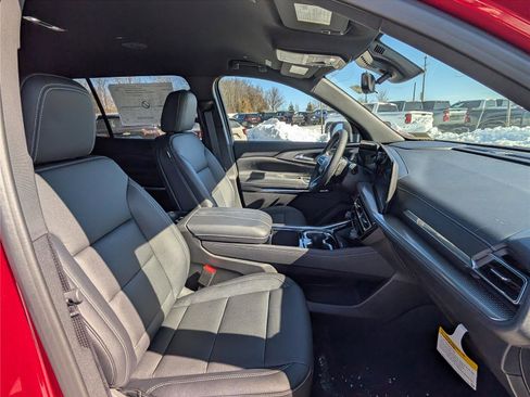 New 2026 Chevrolet Traverse LT w/ Driver Confidence Package image 6