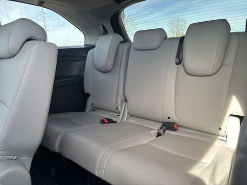 Used 2024 Honda Odyssey Touring image 17