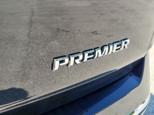 Used 2020 Chevrolet Traverse Premier FWD image 6