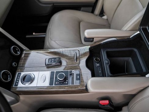 Used 2019 Land Rover Range Rover Supercharged AWD/4WD image 26