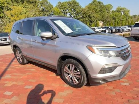 Used 2016 Honda Pilot EX-L image 3