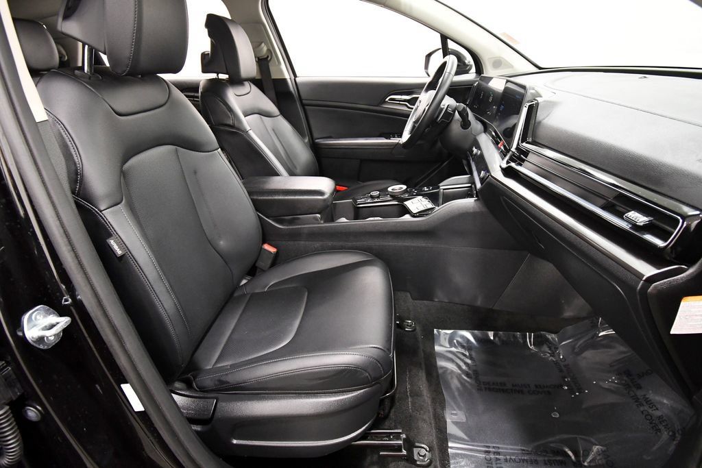 Certified 2024 Kia Sportage EX AWD/4WD image 18