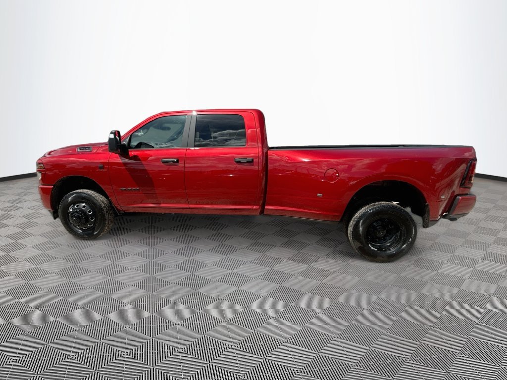 New 2026 RAM 3500 Big Horn AWD/4WD image 8