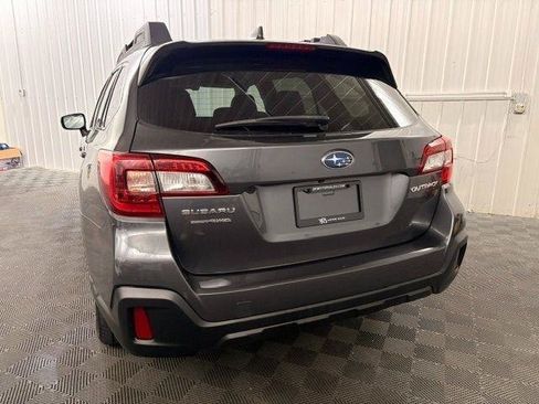 Used 2019 Subaru Outback 2.5i Limited AWD/4WD image 4