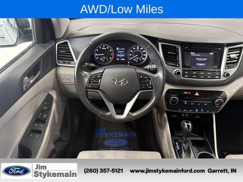 Used 2016 Hyundai Tucson Sport FWD image 30