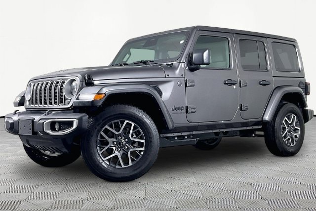 Used 2026 Jeep Wrangler Unlimited Sahara AWD/4WD image 1