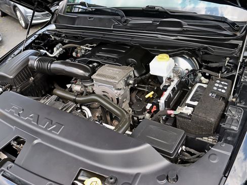 Used 2021 RAM 1500 Big Horn AWD/4WD image 34