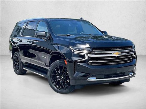Used 2023 Chevrolet Tahoe LT w/ Luxury Package RWD image 12
