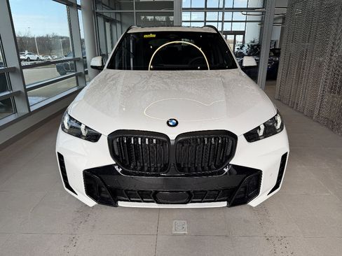 New 2026 BMW X5 xDrive40i AWD/4WD image 2