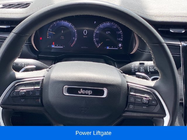 Used 2023 Jeep Grand Cherokee Limited AWD/4WD image 8