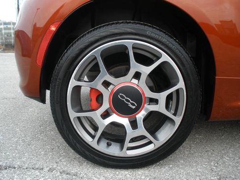 Used 2013 FIAT 500 Sport w/ Beats Audio Pkg image 40