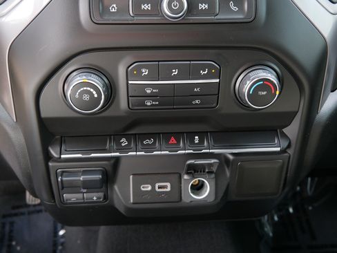 Used 2021 Chevrolet Silverado 1500 Custom Trail Boss image 23