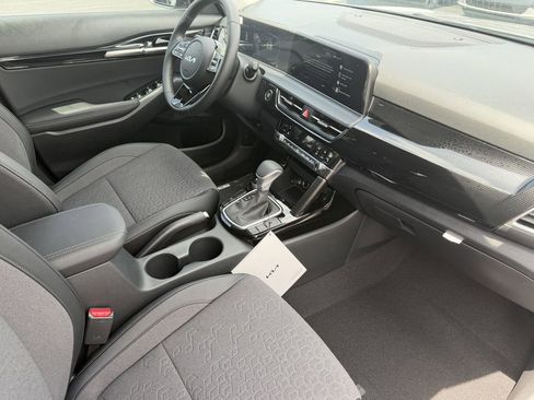 New 2026 Kia Seltos S FWD image 14
