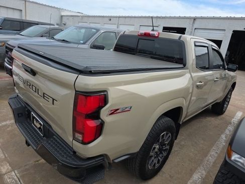 Used 2023 Chevrolet Colorado Z71 AWD/4WD image 6
