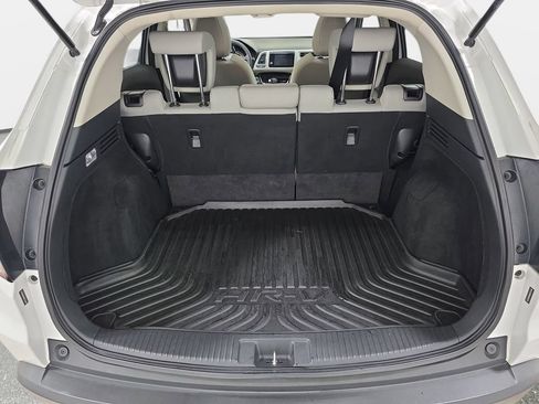 Used 2019 Honda HR-V EX image 35