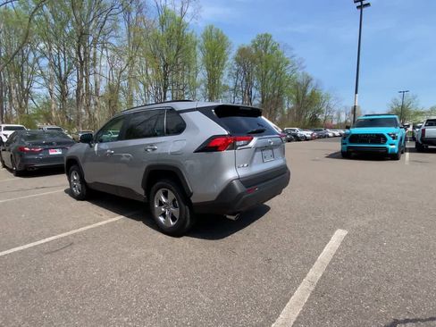 Used 2025 Toyota RAV4 XLE w/ Convenience Package image 9