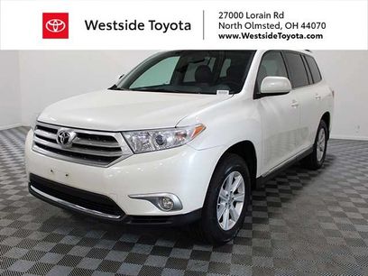 Used 2012 Toyota Highlander SE w/ Tow Pkg