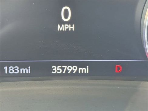 Used 2023 Buick Envision Essence image 43