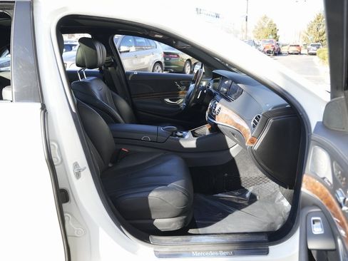 Used 2014 Mercedes-Benz S 550 Sedan image 34