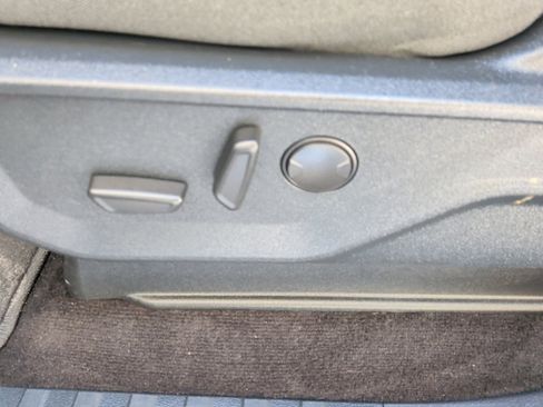 Certified 2022 Ford F150 XLT w/ Equipment Group 302A High image 14