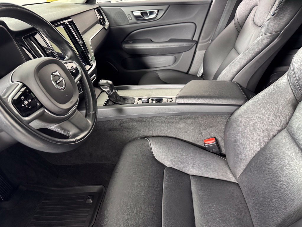 Used 2021 Volvo V60 T5 Cross Country w/ Climate Package AWD/4WD image 19