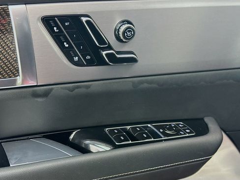 Used 2026 Cadillac Vistiq Sport w/ LPO, Floor Liner Package AWD/4WD image 20