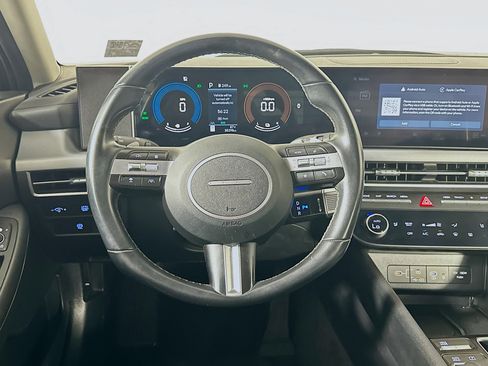 Used 2025 Hyundai Sonata SEL FWD image 18