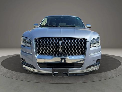 Used 2023 Lincoln Navigator Black Label AWD/4WD image 2