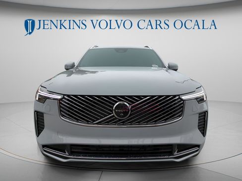 New 2026 Volvo XC90 B6 Plus w/ Protection Package Premier image 8