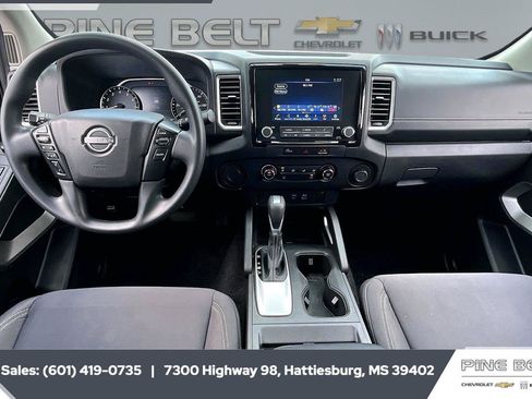 Used 2024 Nissan Frontier SV RWD image 14