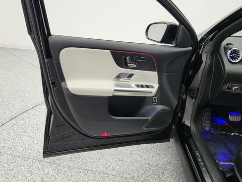 Used 2022 Mercedes-Benz GLA 35 AMG 4MATIC image 15