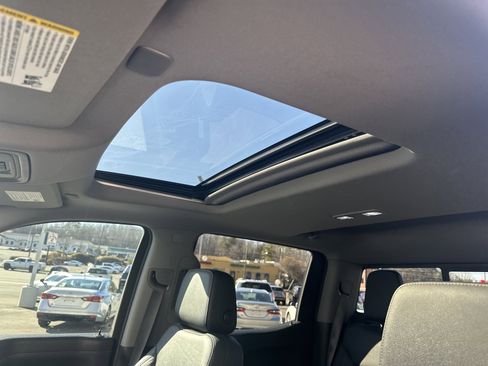 Used 2019 GMC Sierra 1500 SLT w/ SLT Premium Plus Package image 21