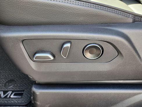 New 2026 GMC Yukon Denali image 18