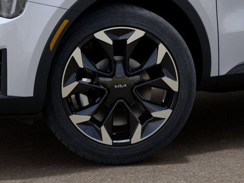 New 2026 Kia Sorento EX AWD/4WD image 9