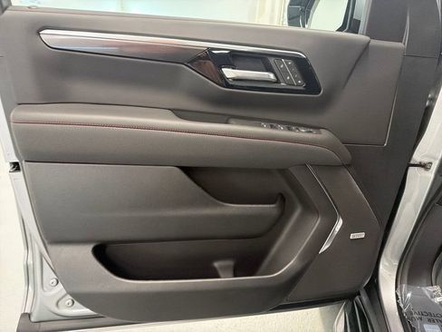 New 2026 Chevrolet Suburban RST w/ Comfort Package RWD image 12