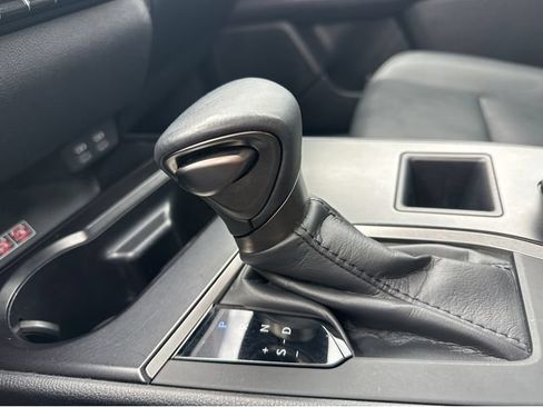 Used 2024 Lexus UX 250h FWD image 30