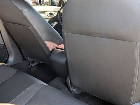 Used 2025 Honda Civic Sport image 34