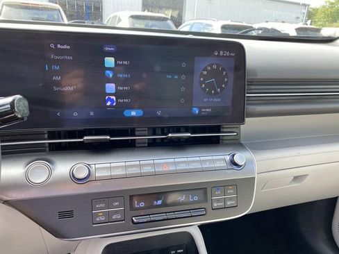 Used 2025 Hyundai Kona SEL AWD/4WD image 8