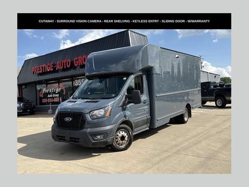 Used 2022 Ford Transit 350 DRW RWD image 1