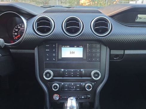 Used 2019 Ford Mustang Coupe image 23