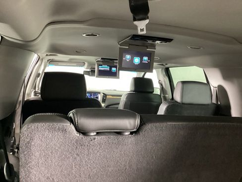 Used 2020 GMC Yukon XL Denali w/ Open Road Package image 33