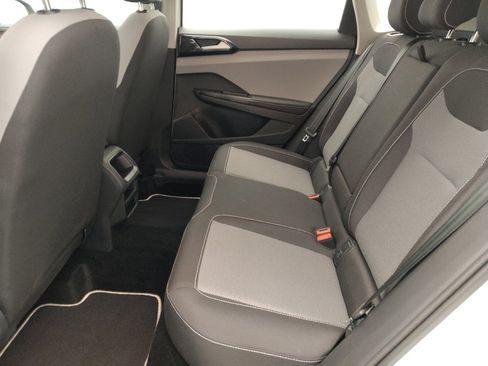 Used 2024 Volkswagen Taos S image 18