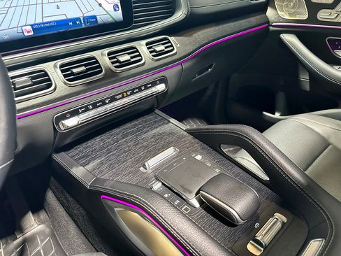 Certified 2025 Mercedes-Benz GLS 450 4MATIC image 12