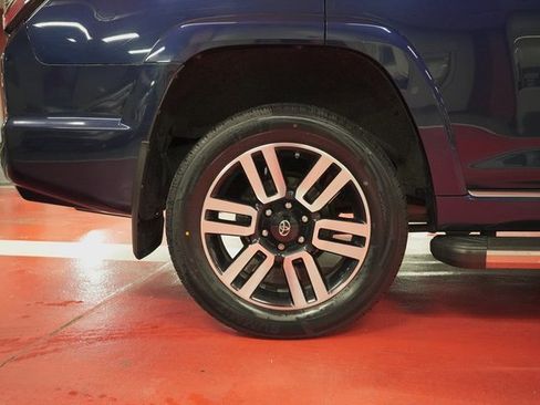 Used 2019 Toyota 4Runner SR5 image 33