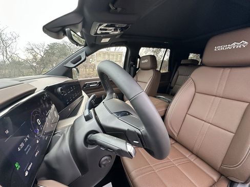 New 2026 Chevrolet Tahoe High Country image 14